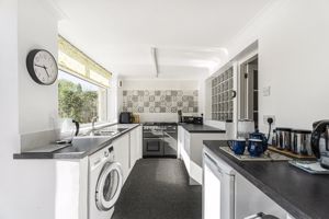 Kitchen- click for photo gallery